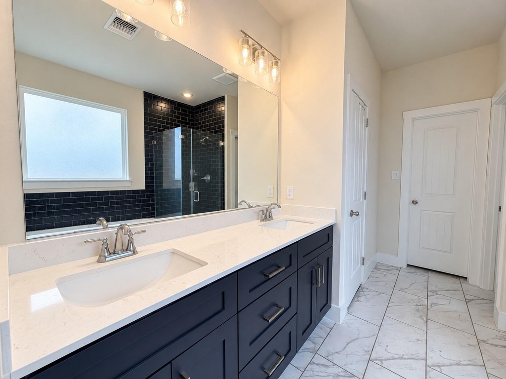 19124 Moreland Ln - Photo 17