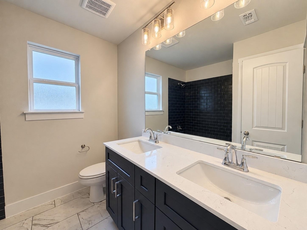 19124 Moreland Ln - Photo 26