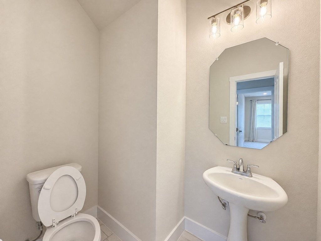 19124 Moreland Ln - Photo 13
