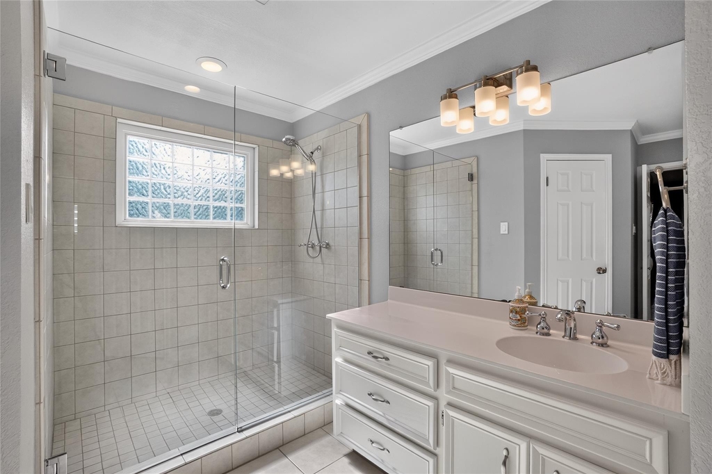 1911 Stoneridge Rd - Photo 14