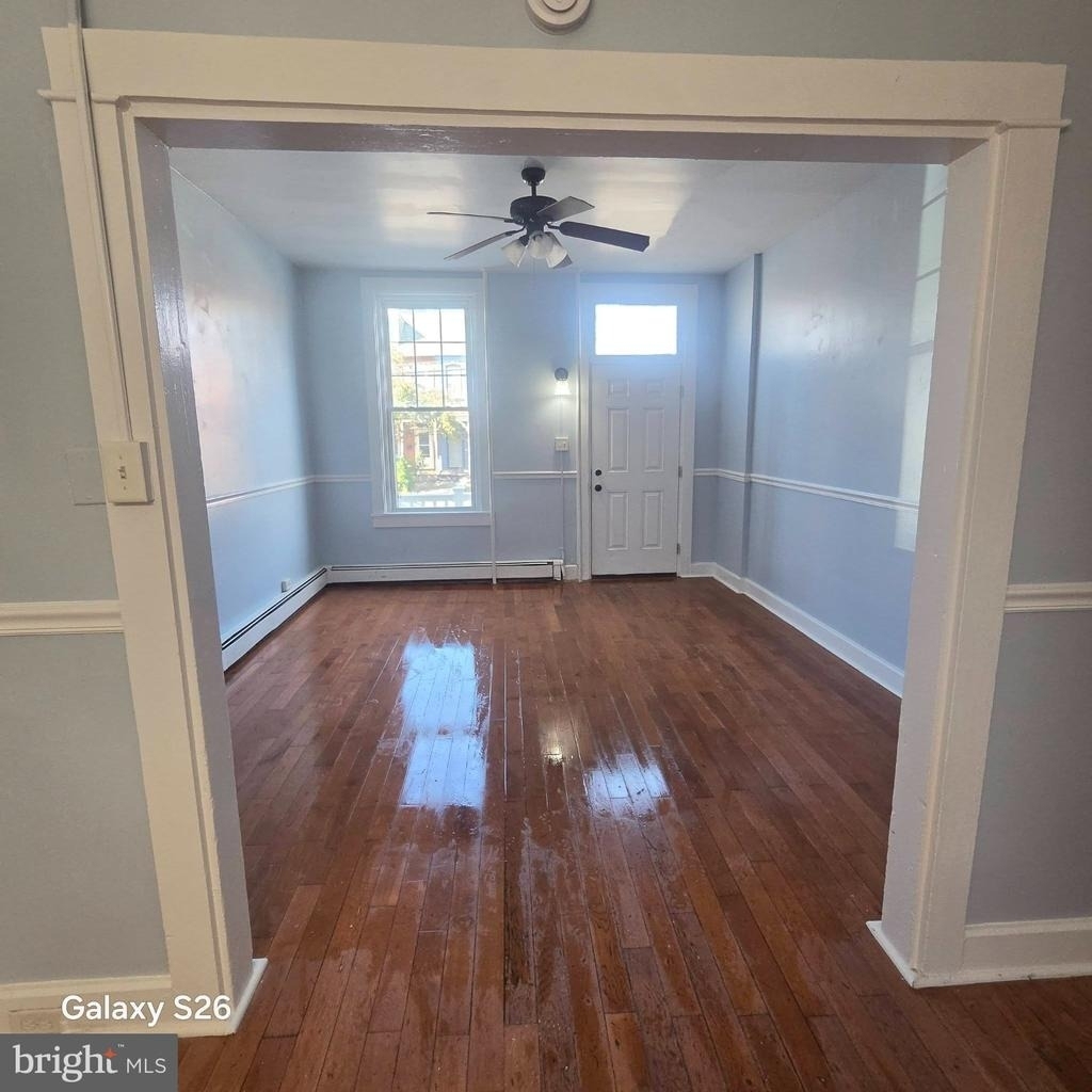 38 Liberty Street W - Photo 2