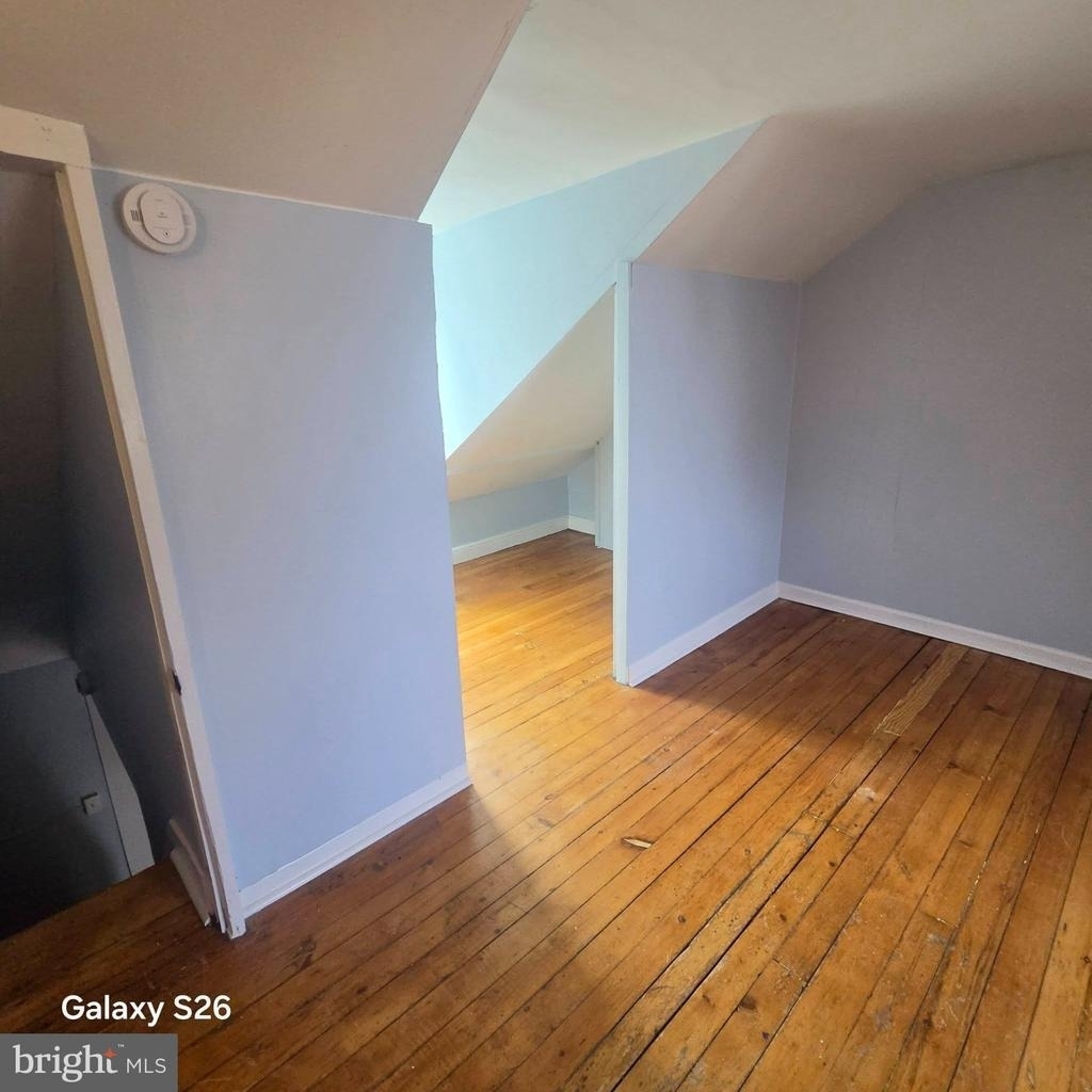 38 Liberty Street W - Photo 35