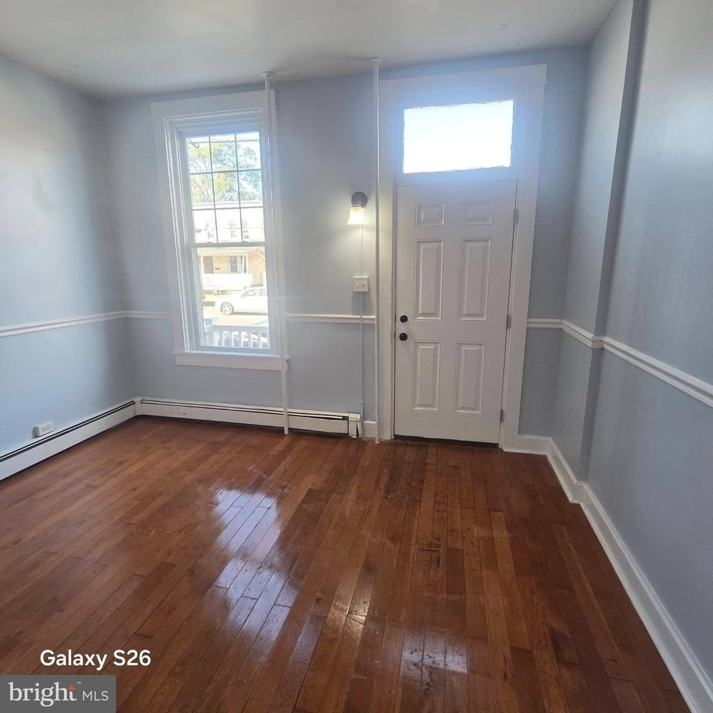 38 Liberty Street W - Photo 1