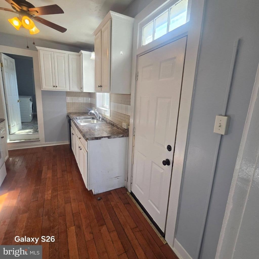 38 Liberty Street W - Photo 8