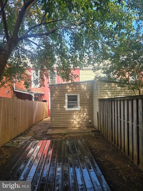 38 Liberty Street W - Photo 37