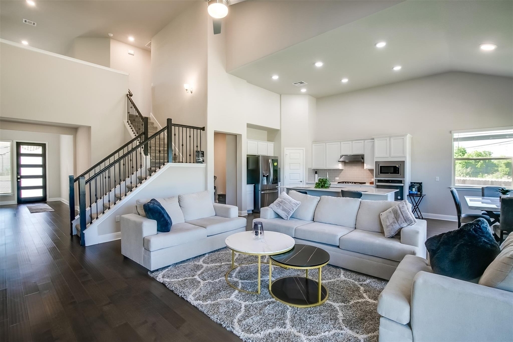 16701 Casa Anna Dr - Photo 4