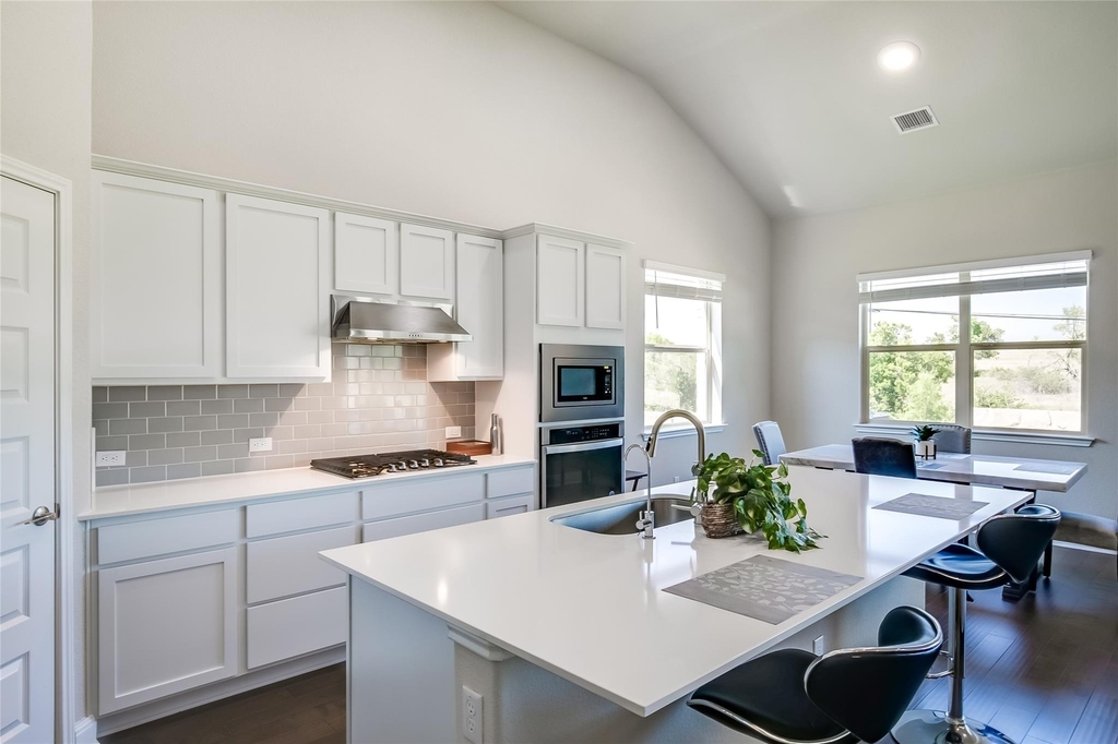 16701 Casa Anna Dr - Photo 8