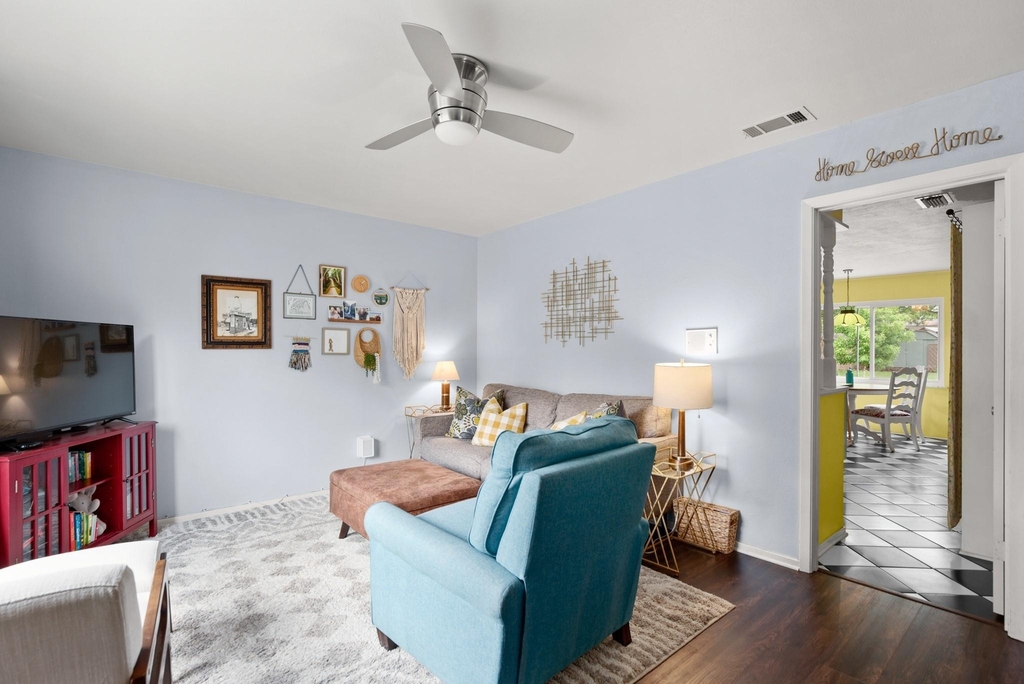 408 Ramble Ln - Photo 8