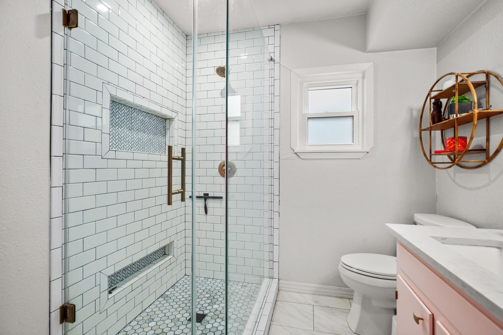 408 Ramble Ln - Photo 14