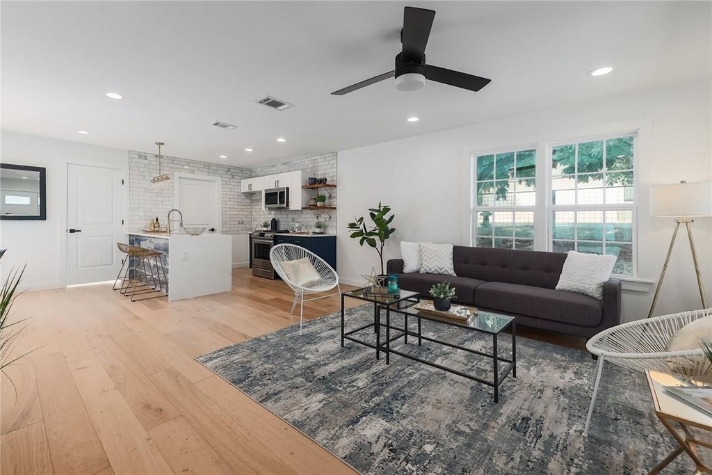 7109 Cherry Meadow Dr - Photo 2