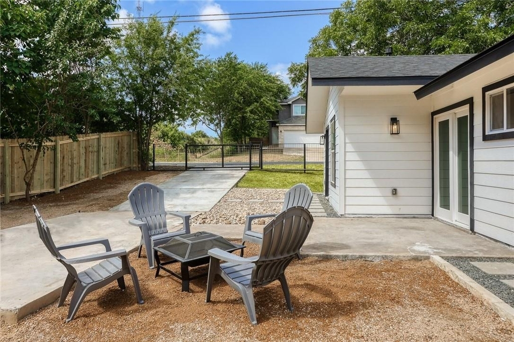 7109 Cherry Meadow Dr - Photo 20