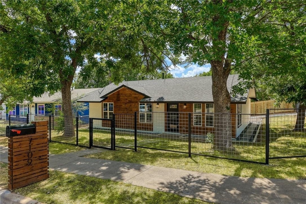 7109 Cherry Meadow Dr - Photo 1