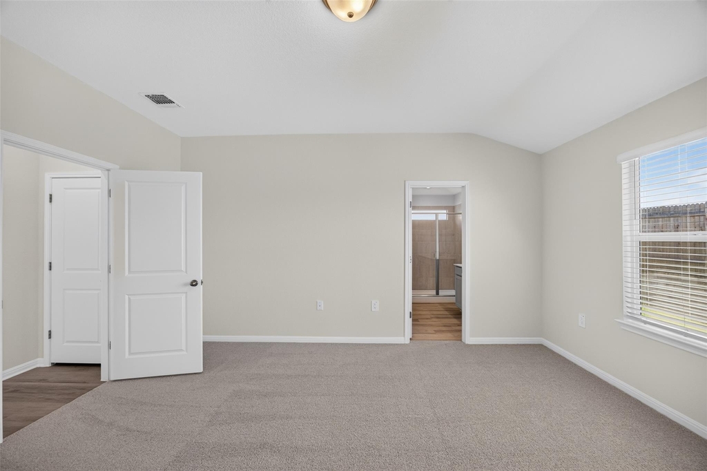 12413 Saint Thomas Dr - Photo 32