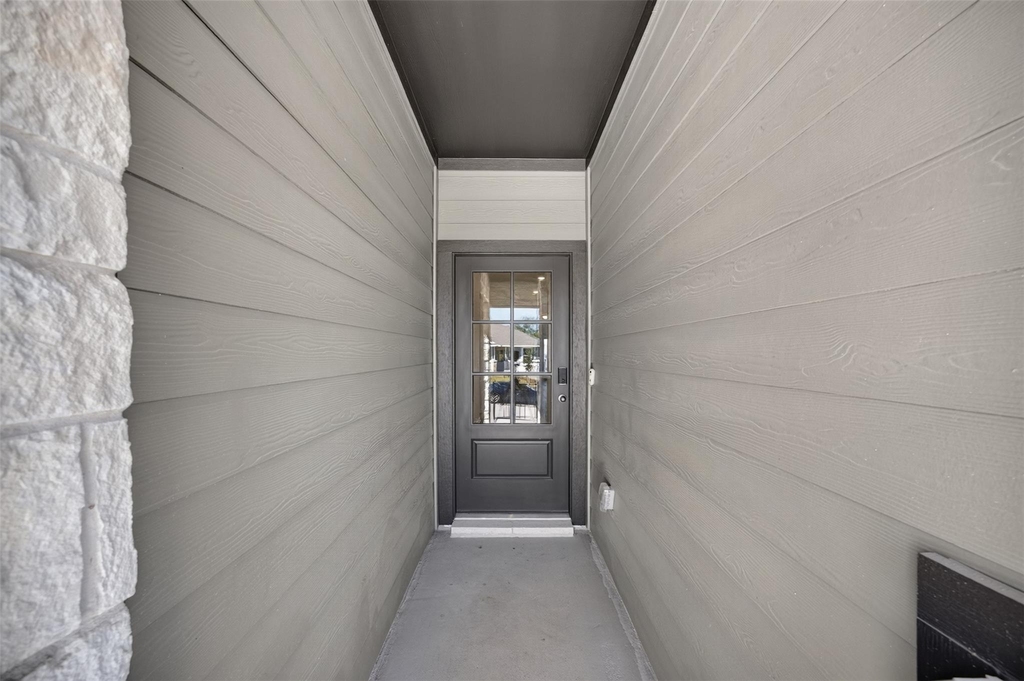 12413 Saint Thomas Dr - Photo 2