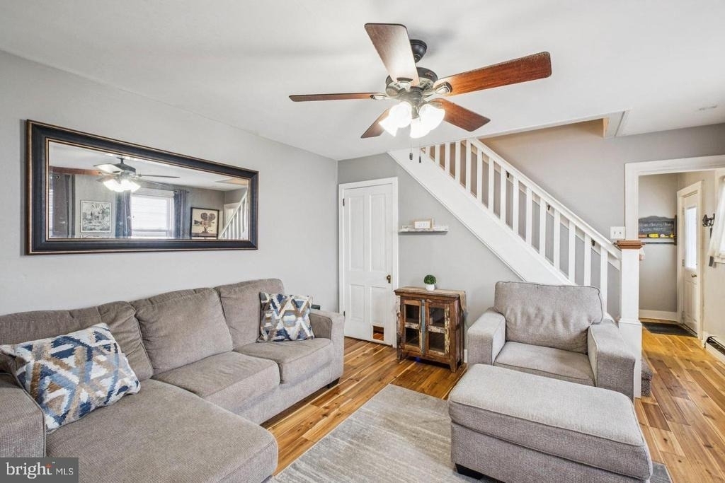 916 Cedar Street - Photo 4