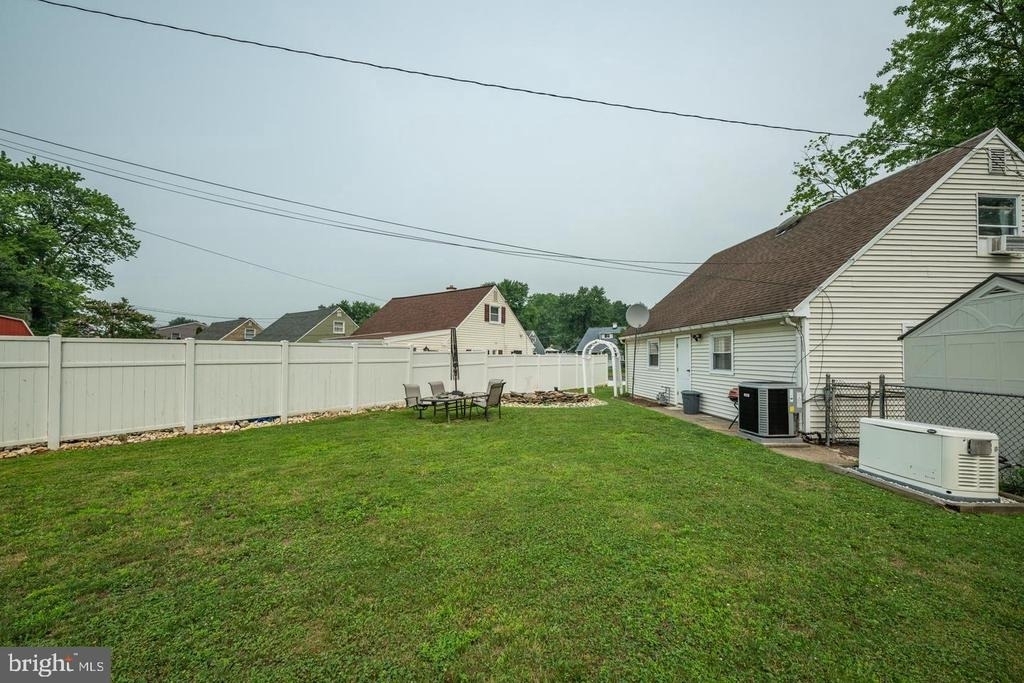 587 Arbor Road - Photo 4