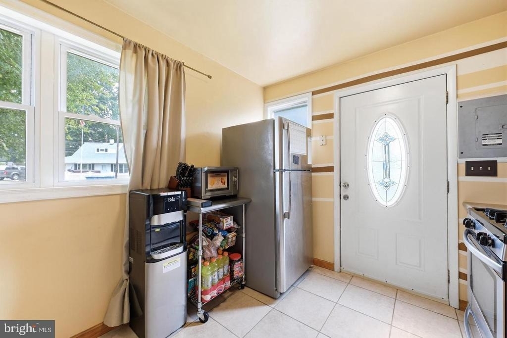 587 Arbor Road - Photo 13