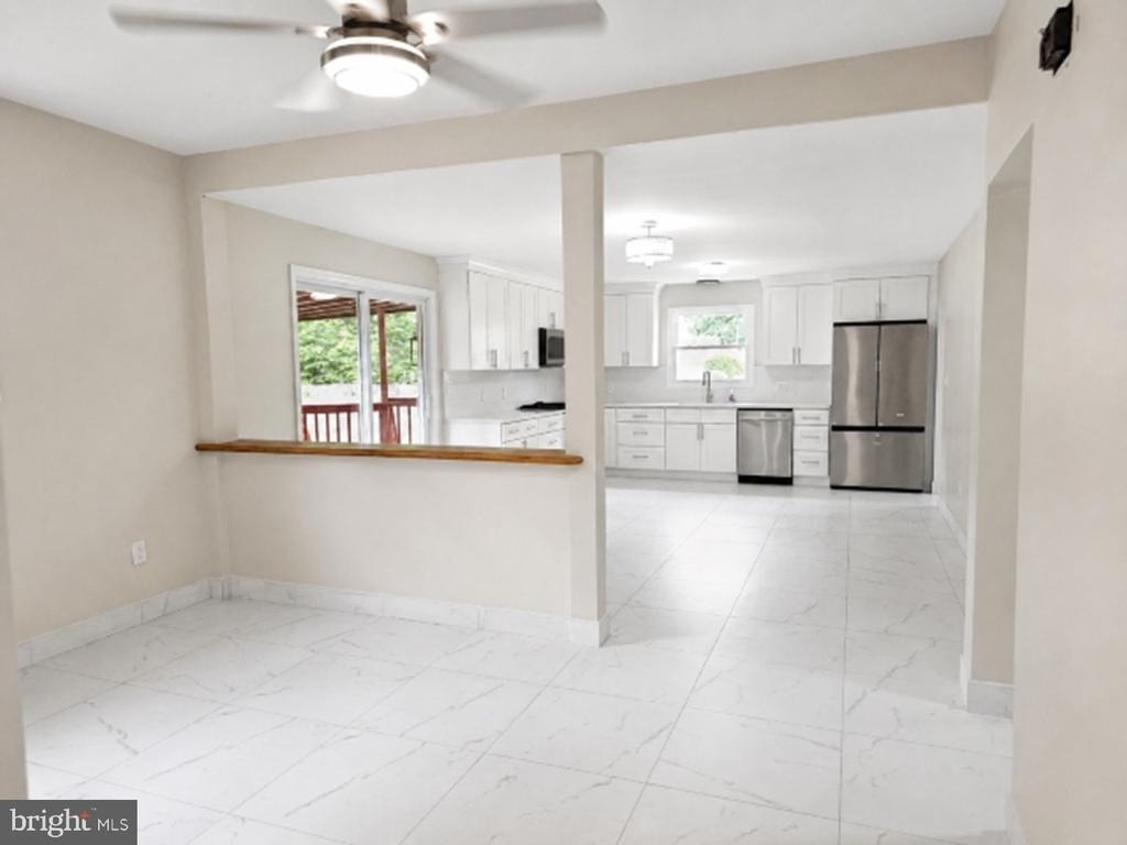 322 Madison Avenue - Photo 3