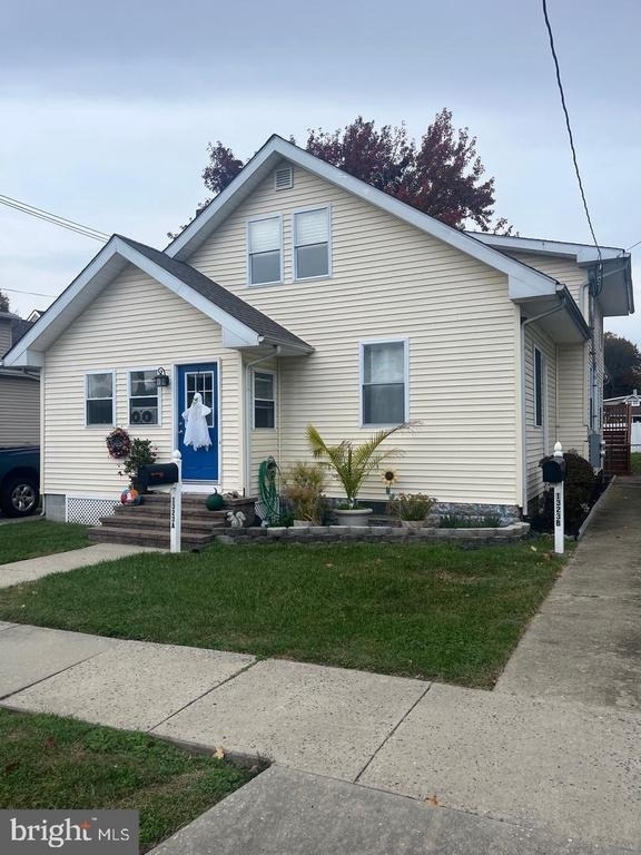 1323b Washington Avenue - Photo 1