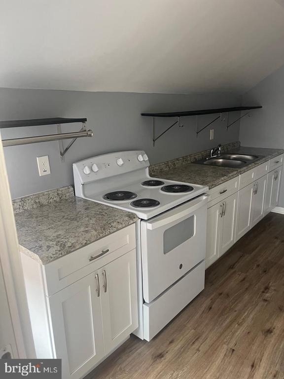 1323b Washington Avenue - Photo 6