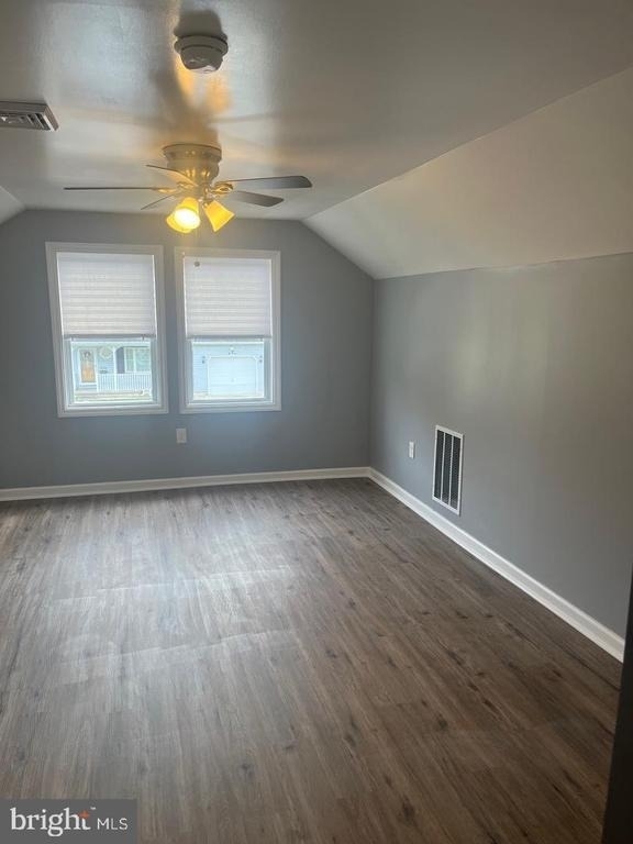1323b Washington Avenue - Photo 14