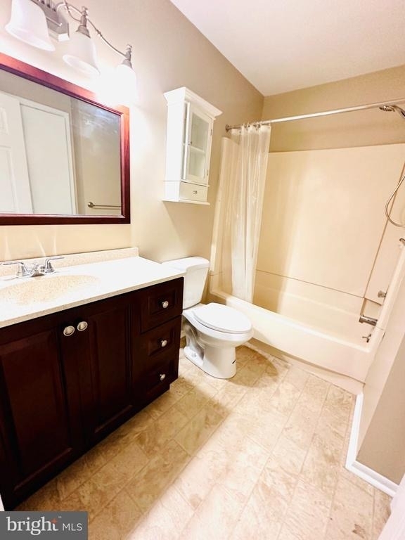 416 Durham Court - Photo 8