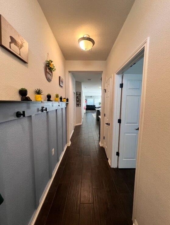 712 Falkland Trce - Photo 1