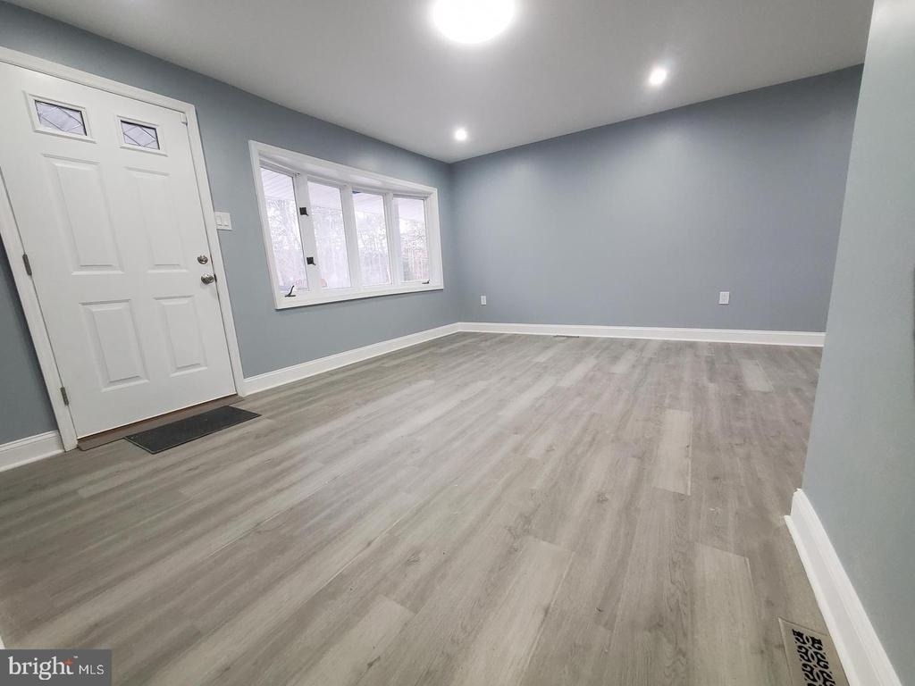 2601 N Lakeshore Drive - Photo 5