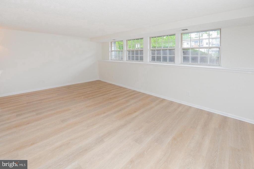 25 Cranberry Court - Photo 4