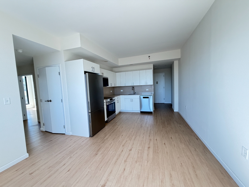 4778 Broadway - Photo 6