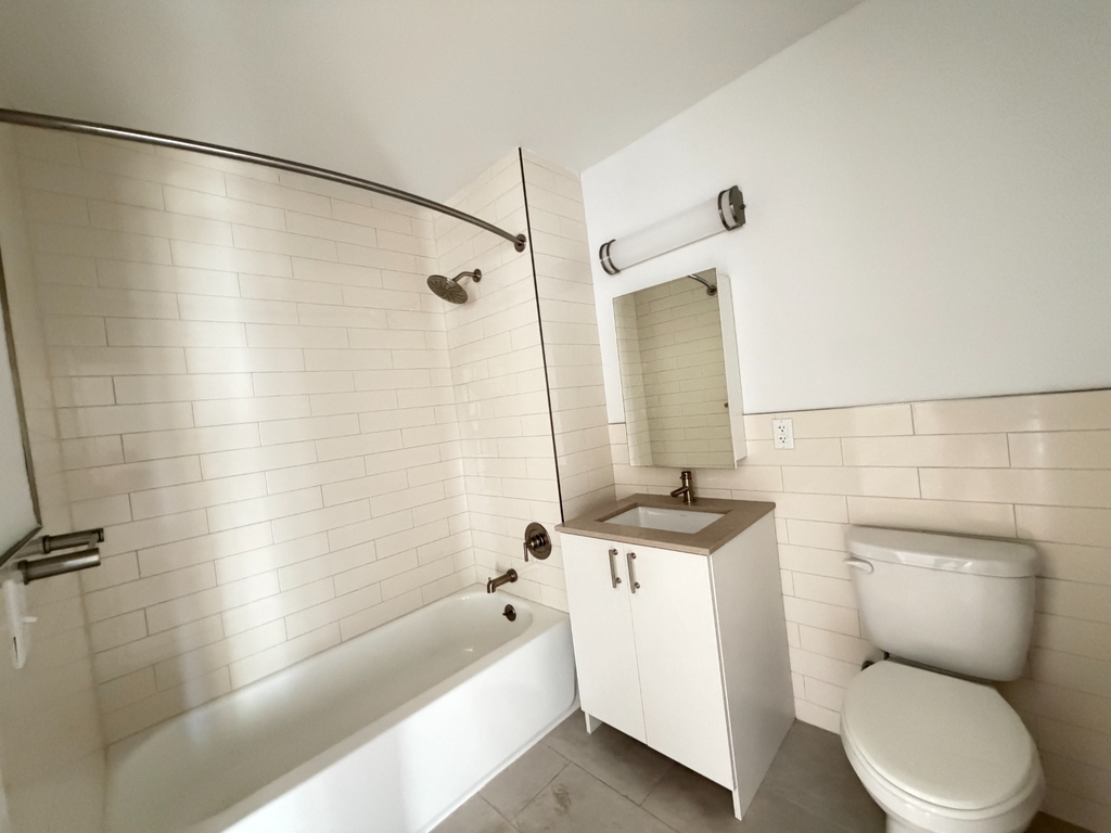 4778 Broadway - Photo 5