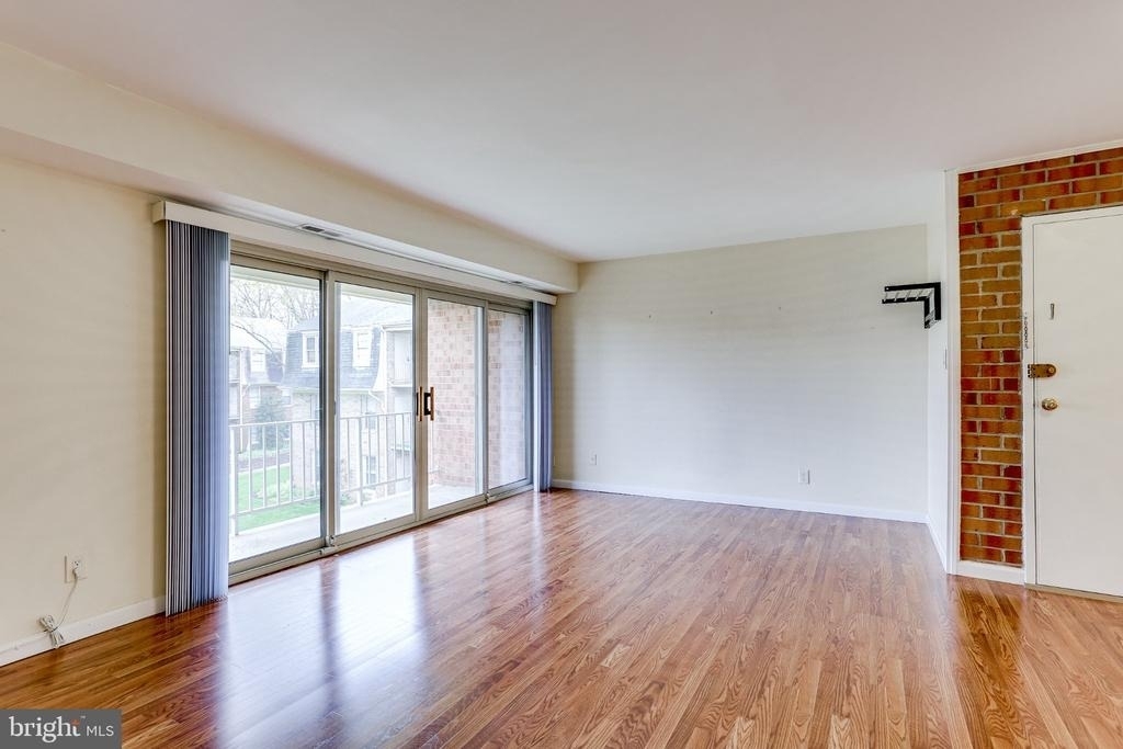 5968 Westchester Park Drive - Photo 16