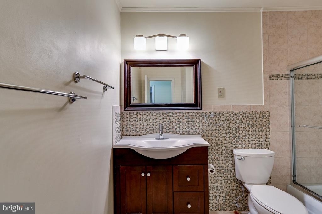 5968 Westchester Park Drive - Photo 19