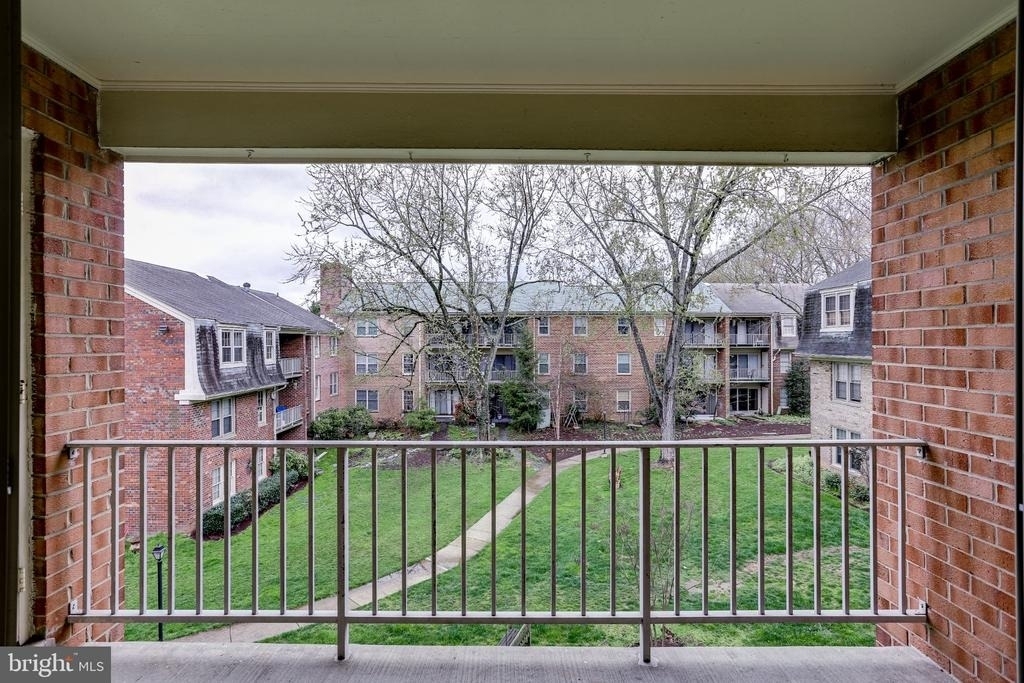 5968 Westchester Park Drive - Photo 2