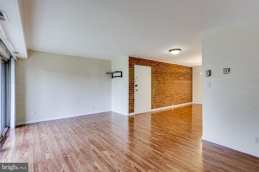 5968 Westchester Park Drive - Photo 17