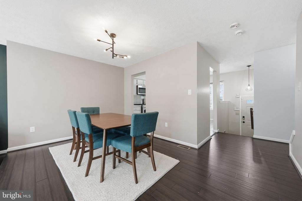 11621 Cosca Park Drive - Photo 5