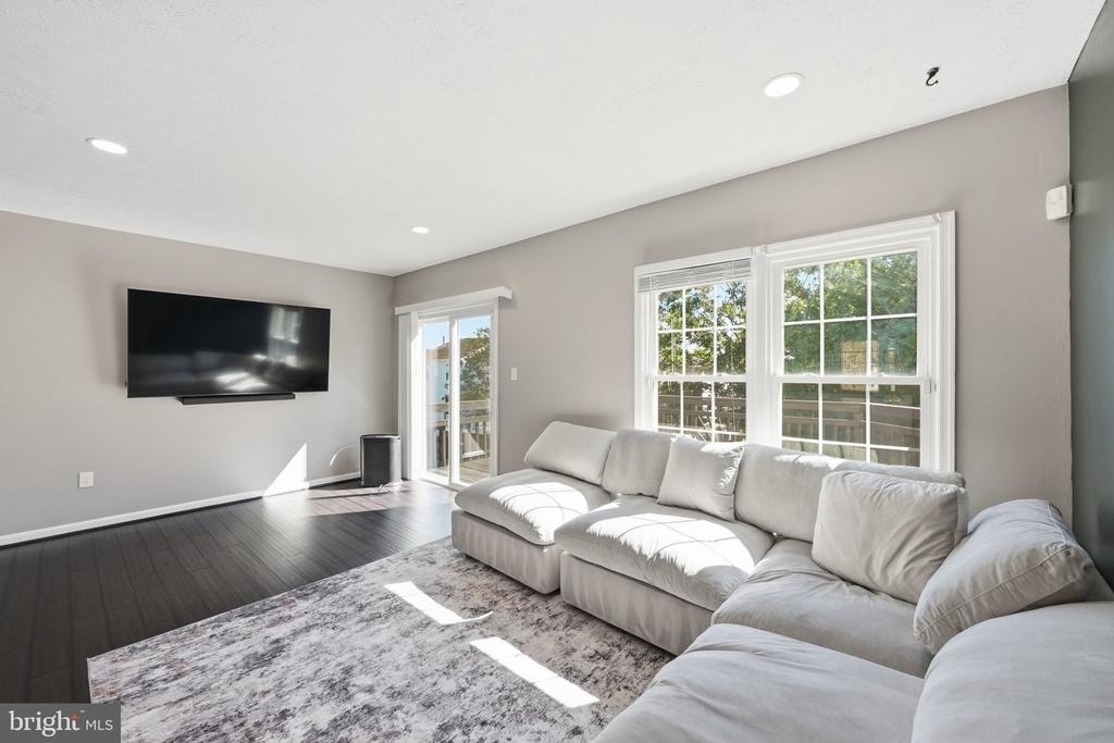 11621 Cosca Park Drive - Photo 8