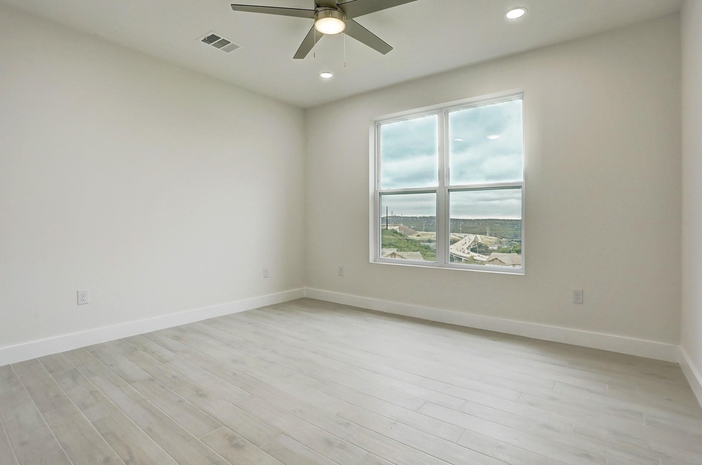 4300 Mansfield Dam Rd - Photo 18