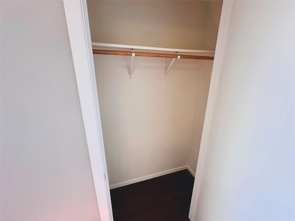 9808 Roxanna Dr - Photo 27