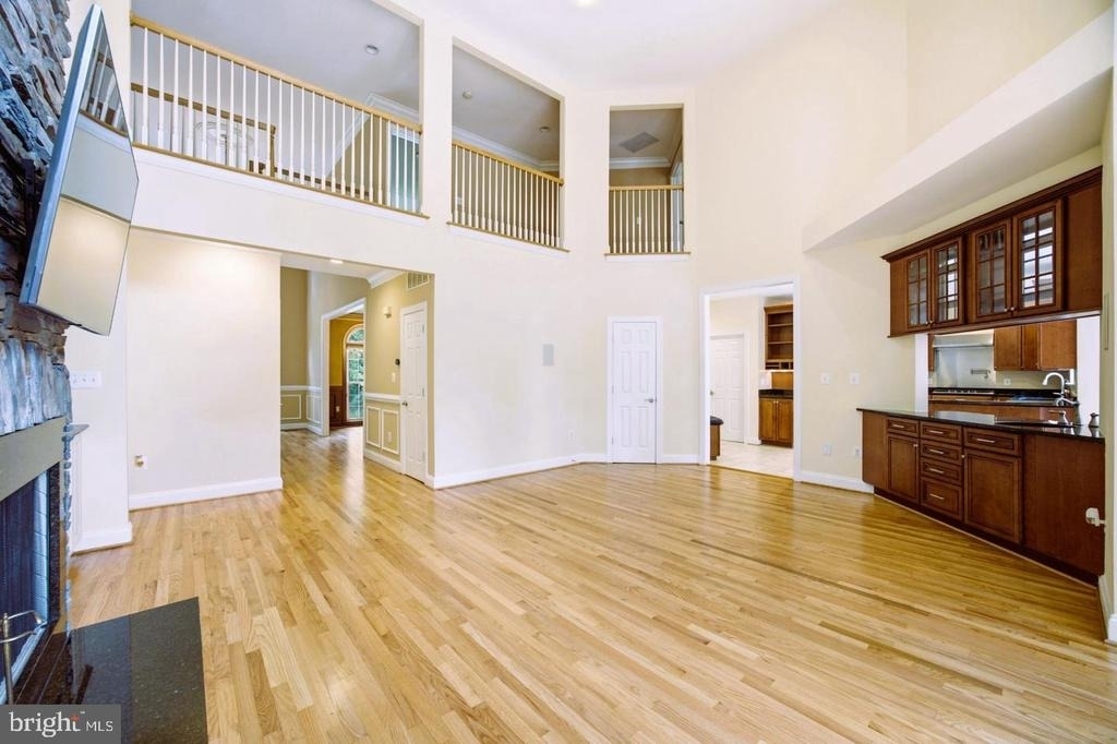 5818 Bradley Boulevard - Photo 10