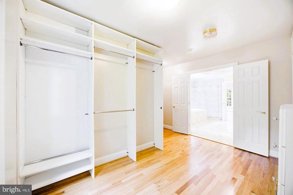 5818 Bradley Boulevard - Photo 31