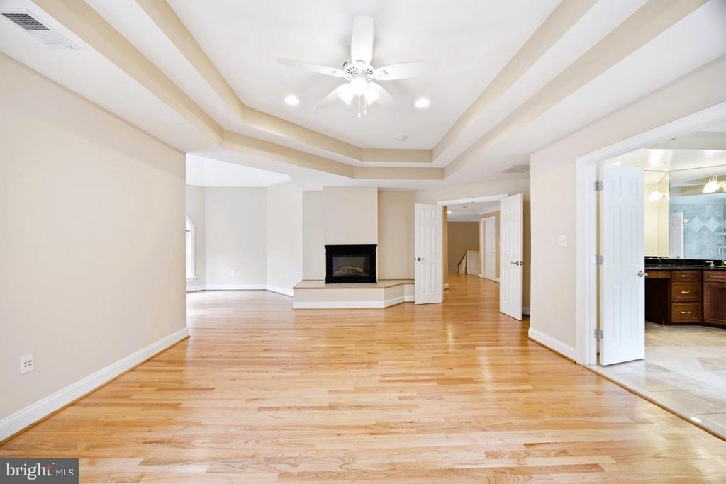 5818 Bradley Boulevard - Photo 27