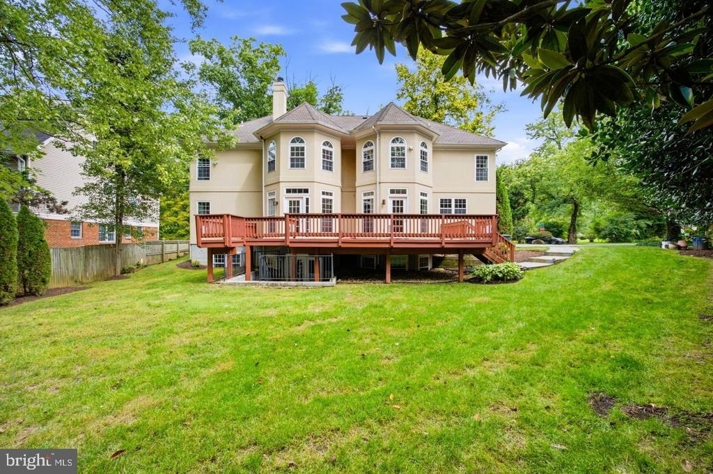 5818 Bradley Boulevard - Photo 59