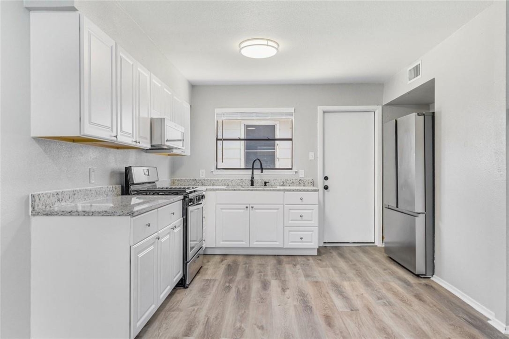 5645 Pinon Vista Dr - Photo 1