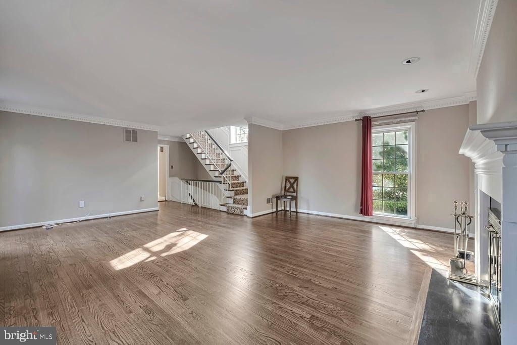 10917 Wickshire Way W - Photo 8