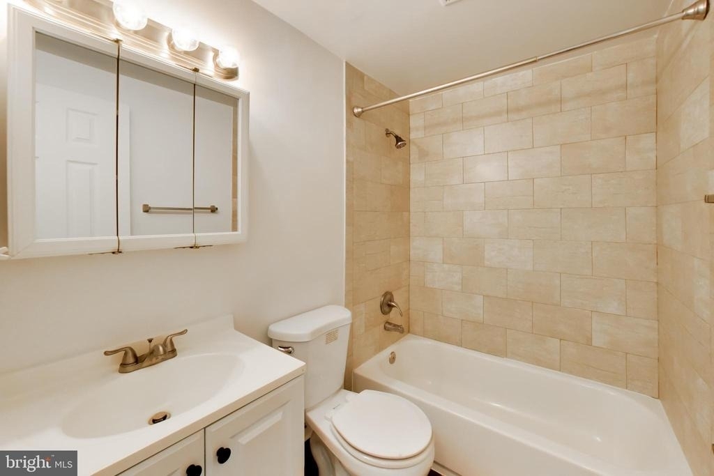 9391 Chadburn Place - Photo 25