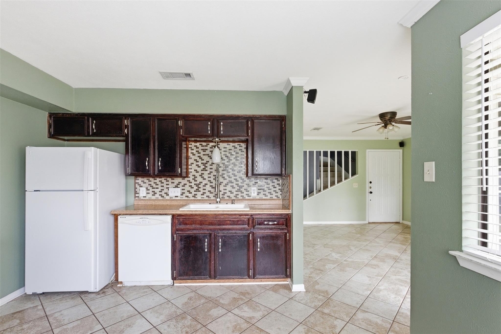 105 Norwood Dr - Photo 7