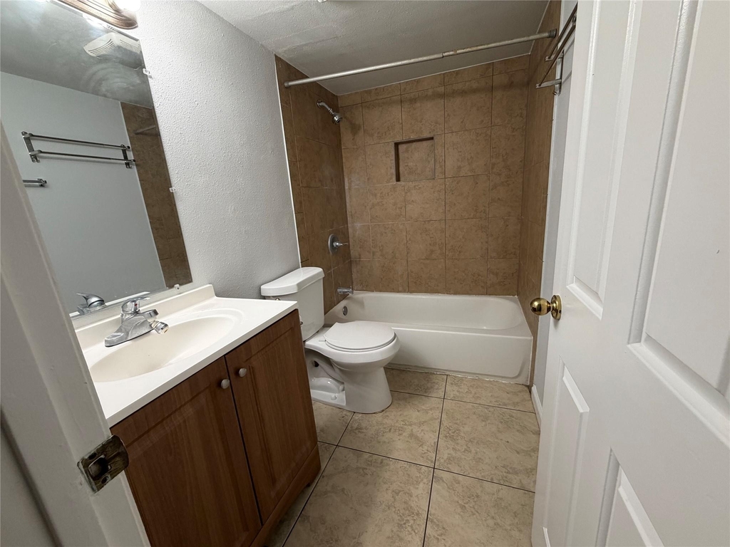 107 E Morrow St - Photo 10