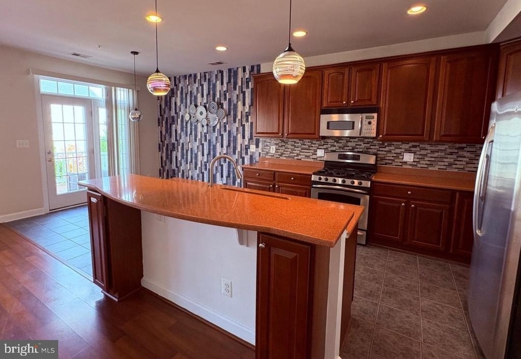635 Whetstone Glen Street - Photo 7