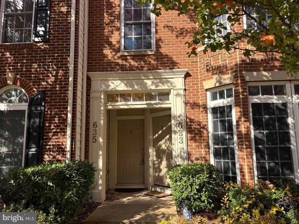 635 Whetstone Glen Street - Photo 0